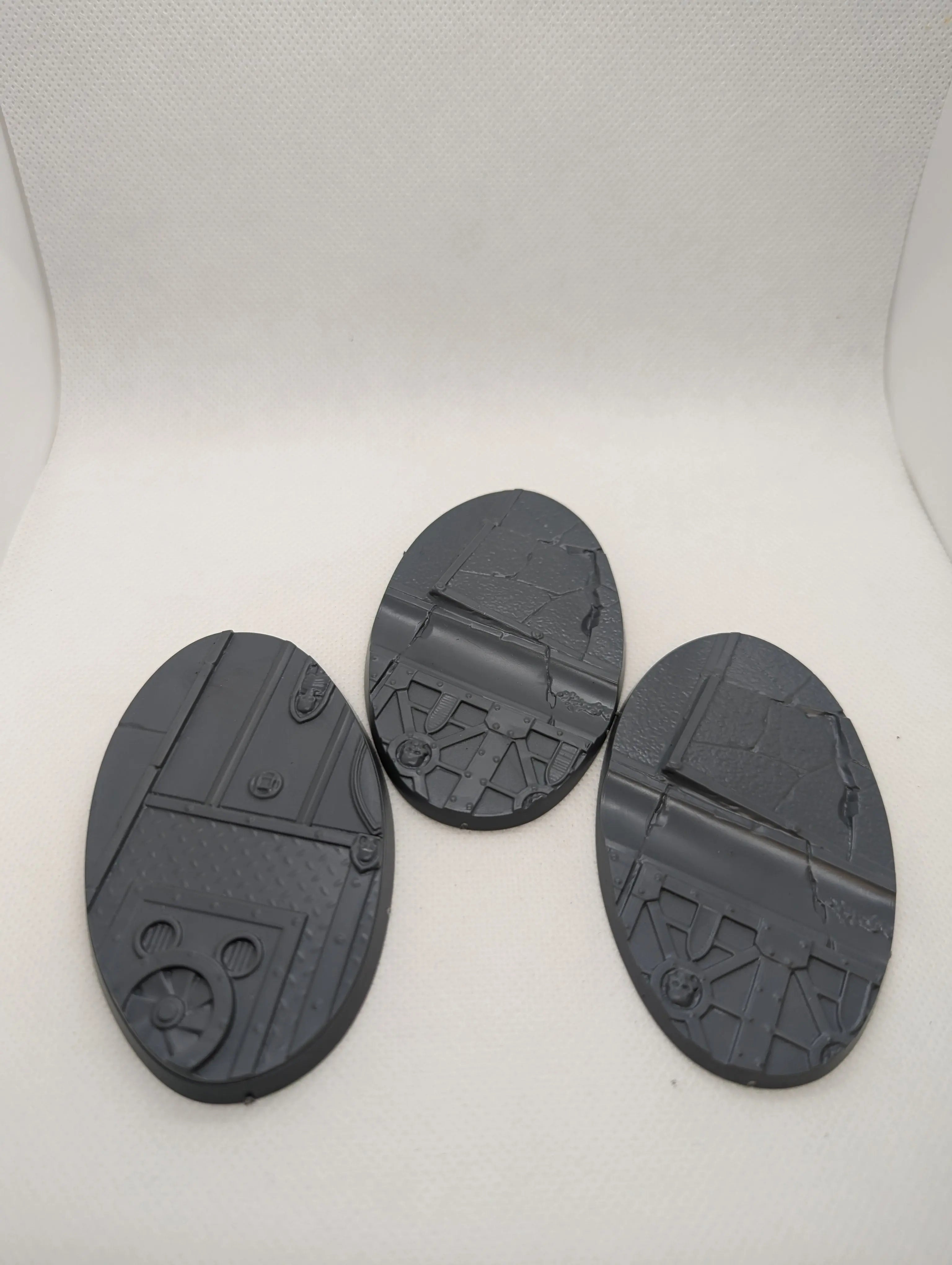 P/O: Sector Imperialis 90mm Oval Base (x3)