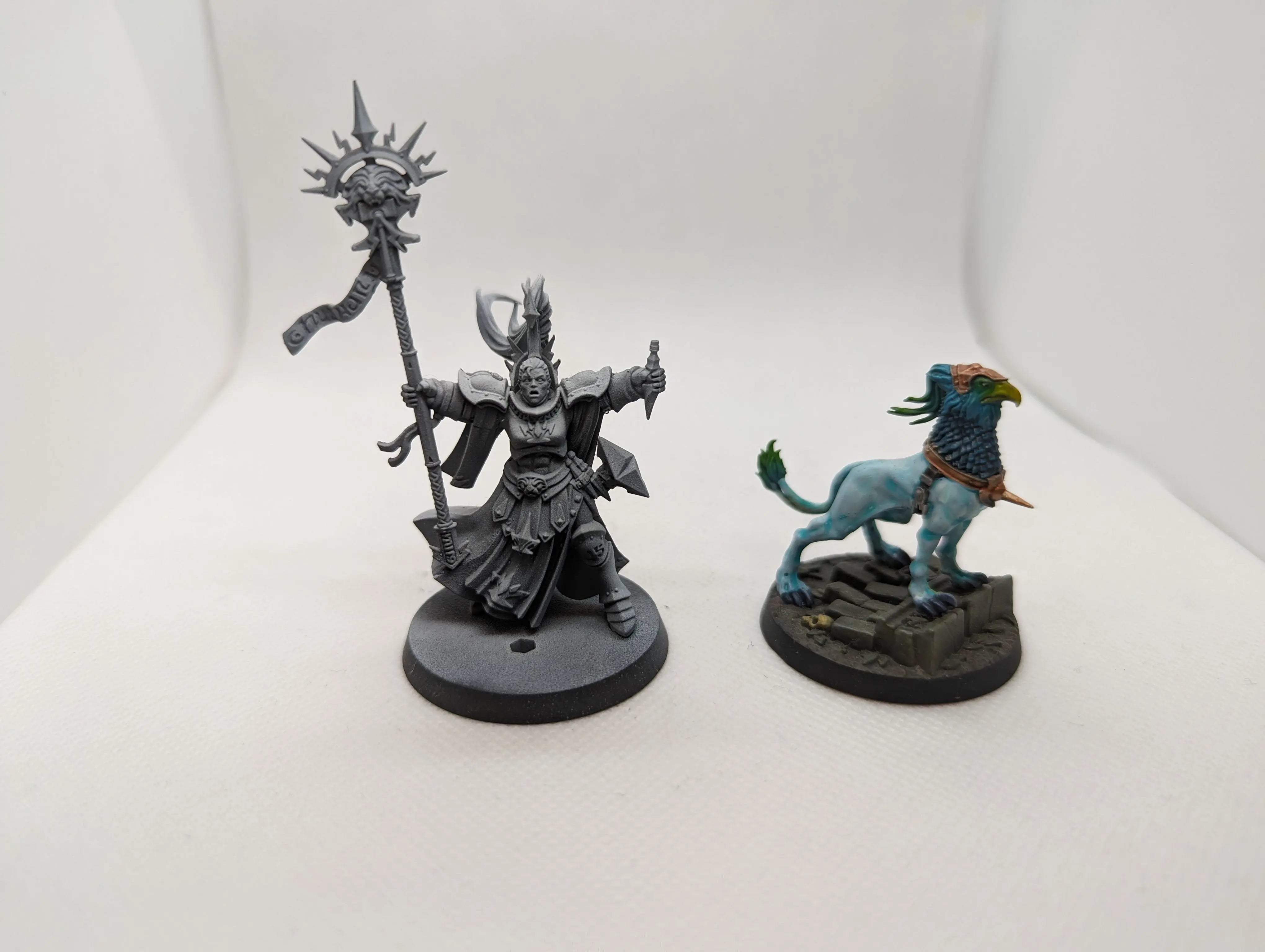 P/O: Knight Arcanum w/ Gryph Hound