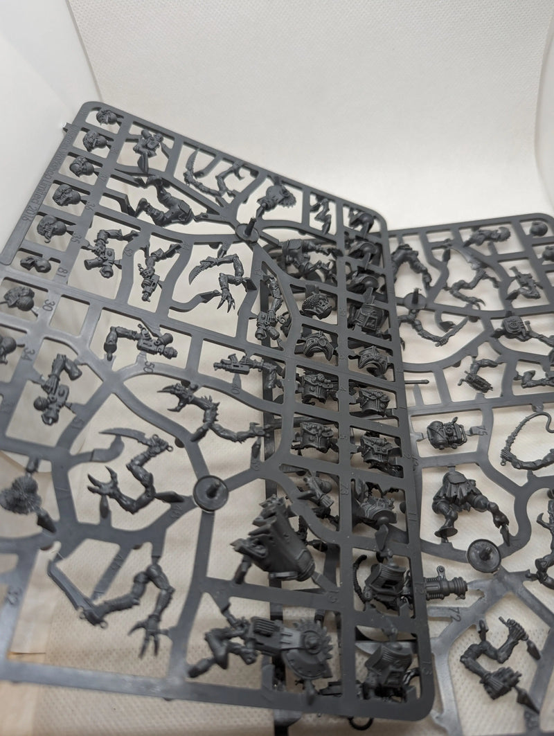P/O: Acolyte Hybrids x5 (full sprue)