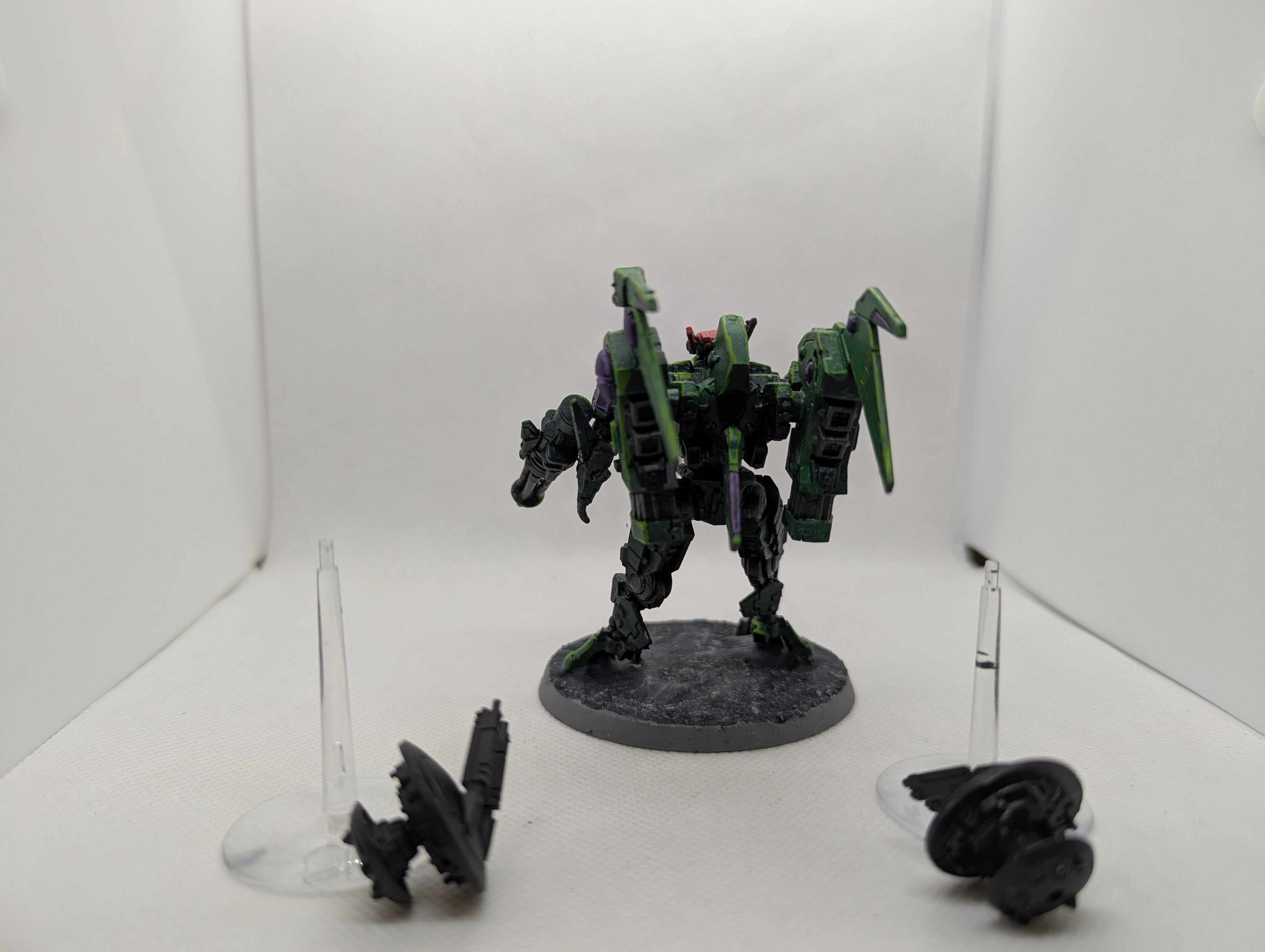 P/O: T'au Coldstar Commander
