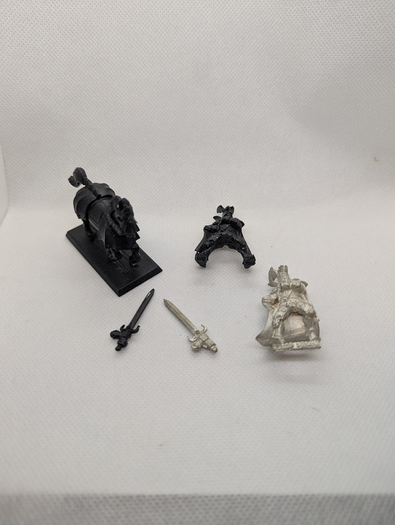 P/O: Metal Vampires (Mounted, Unmounted) (2)